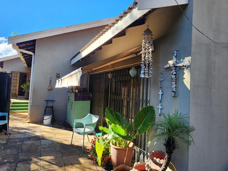 3 Bedroom Property for Sale in Roodia Free State